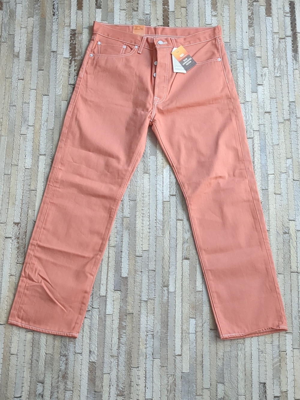 Levi's Men's 34 x 30 501 Shrink-To-Fit Raw Unwashed Denim Coral Jeans NWT - Picture 2 of 10